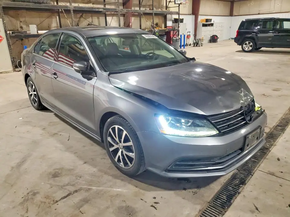 2017 VOLKSWAGEN JETTA SE  