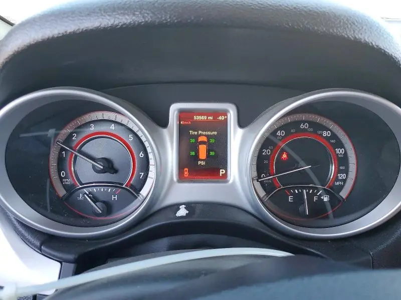 2018 DODGE JOURNEY SE  