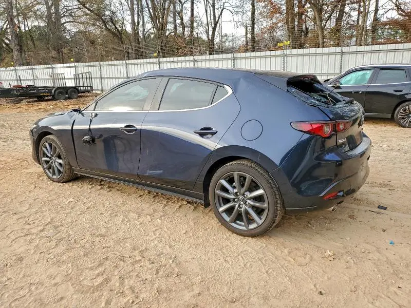 2023 MAZDA 3 PREFERRED  