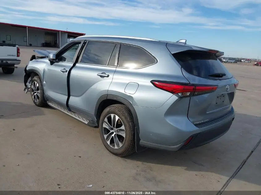 2023 TOYOTA HIGHLANDER HYBRID XLE