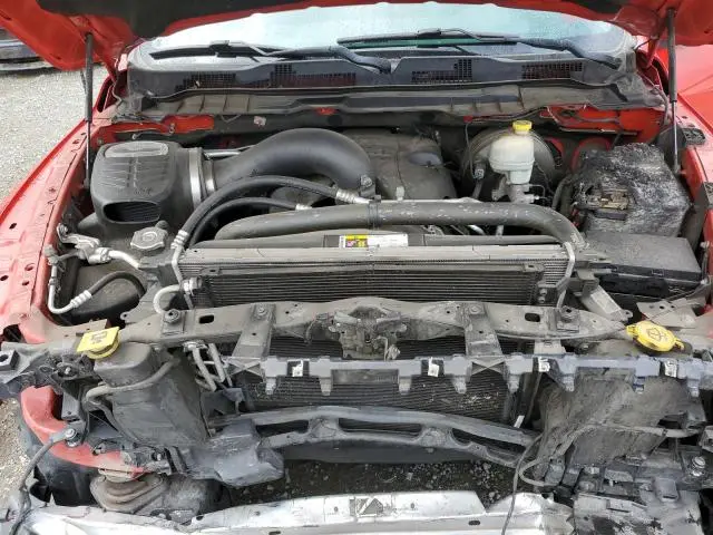 2016 RAM 1500 SLT  