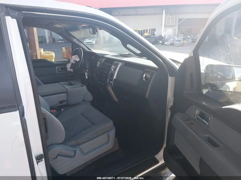 2011 FORD F-150 XLT