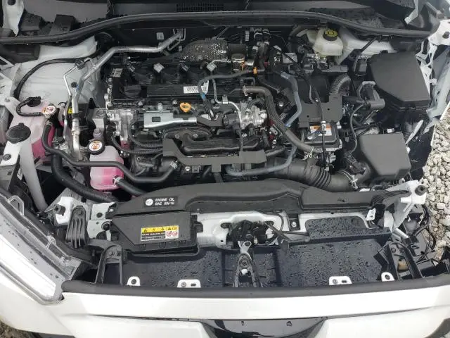 2024 TOYOTA COROLLA CROSS SE  