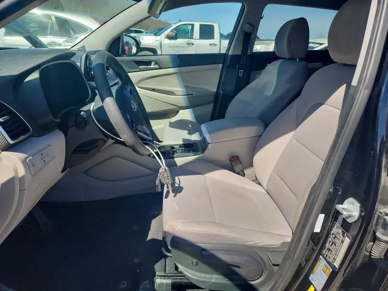 2019 HYUNDAI TUCSON SE  