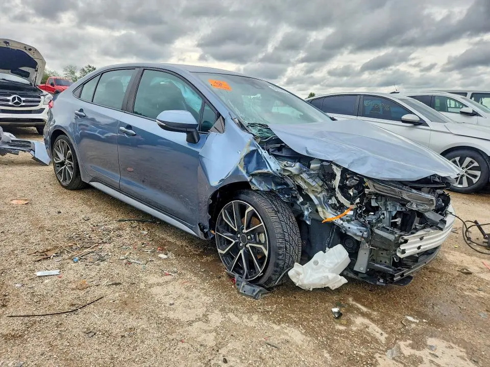 2022 TOYOTA COROLLA SE  