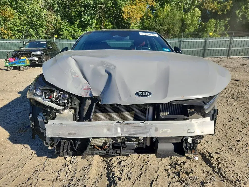 2021 KIA K5 GT LINE  