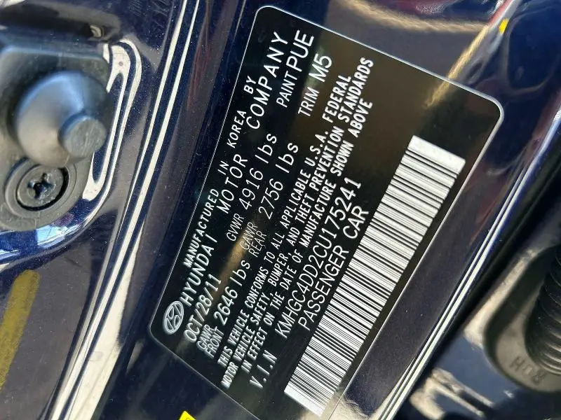 2012 HYUNDAI GENESIS 3.8L  