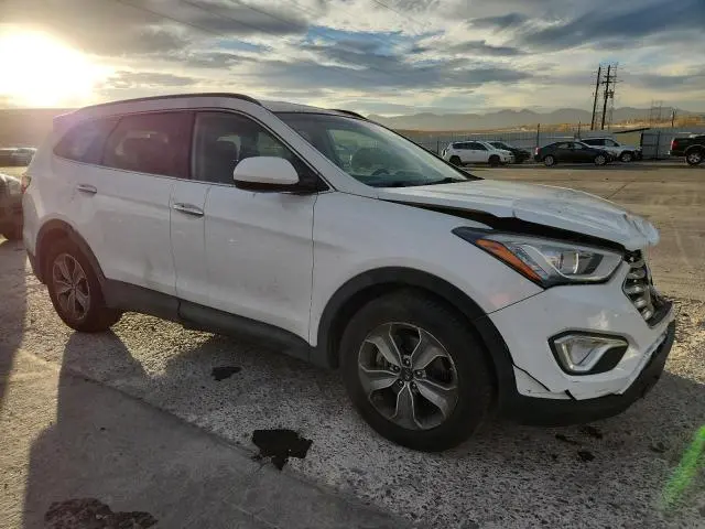 2016 HYUNDAI SANTA FE SE  