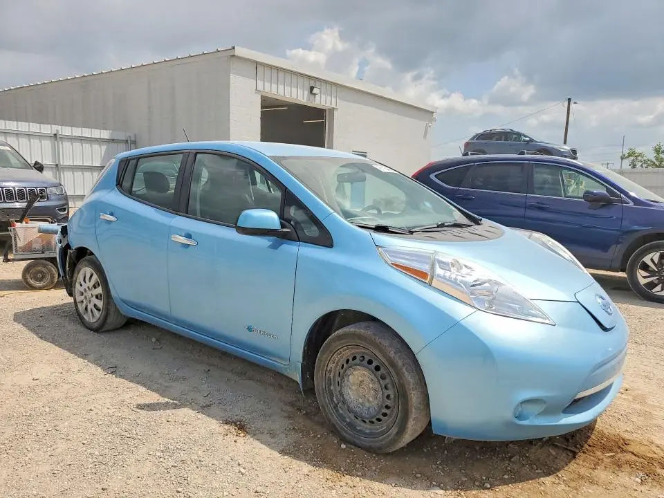 2015 NISSAN LEAF S  