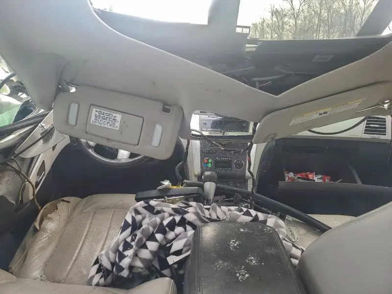 2011 CHEVROLET TRAVERSE LTZ  