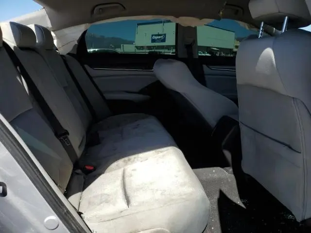 2018 HONDA ACCORD LX  