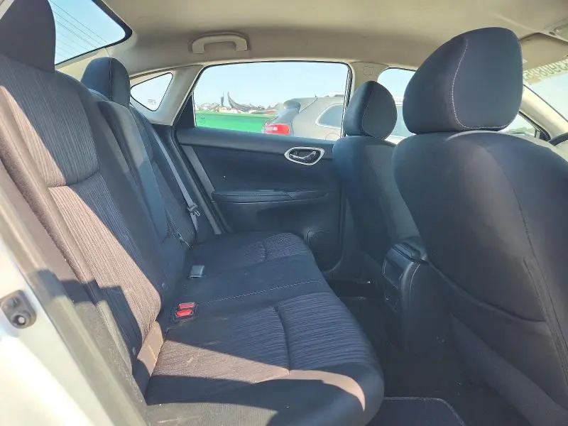 2019 NISSAN SENTRA SV  