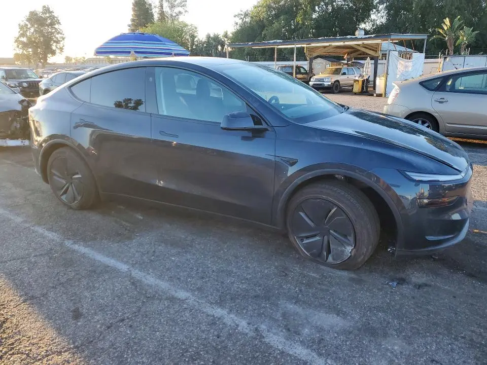 2026 TESLA MODEL Y   