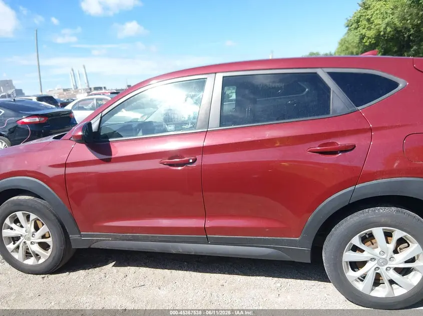 2019 HYUNDAI TUCSON SE