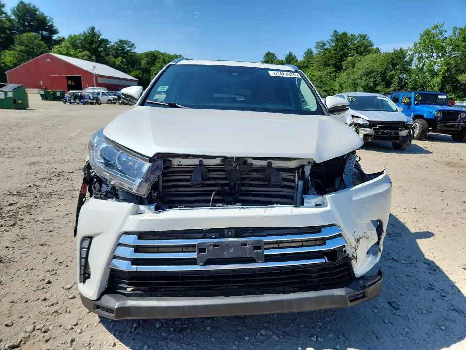 2018 TOYOTA HIGHLANDER LIMITED PLATINUM  