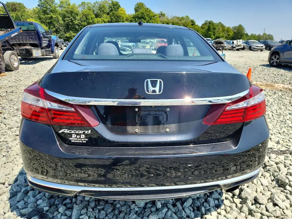 2017 HONDA ACCORD EX  