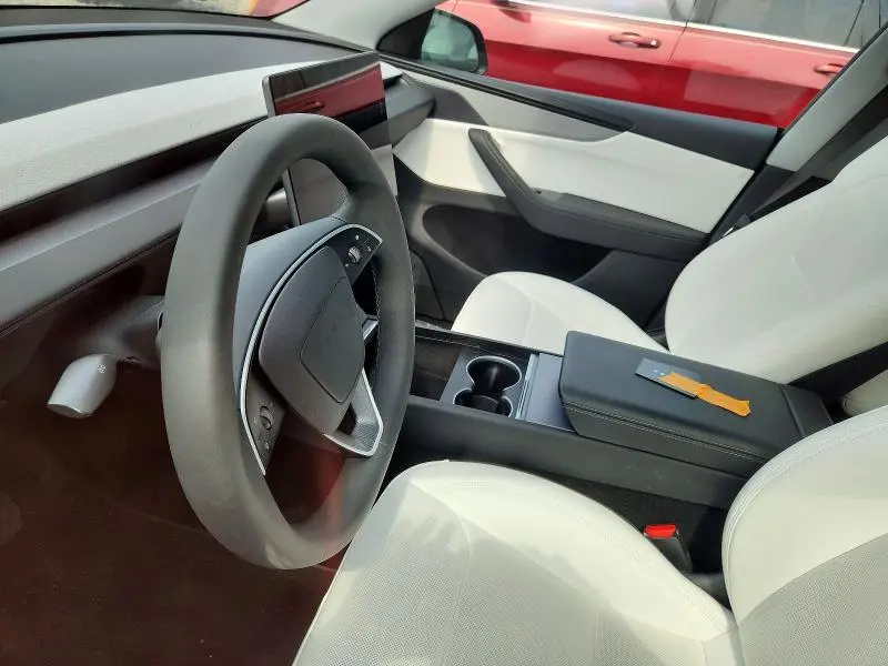 2026 TESLA MODEL Y   