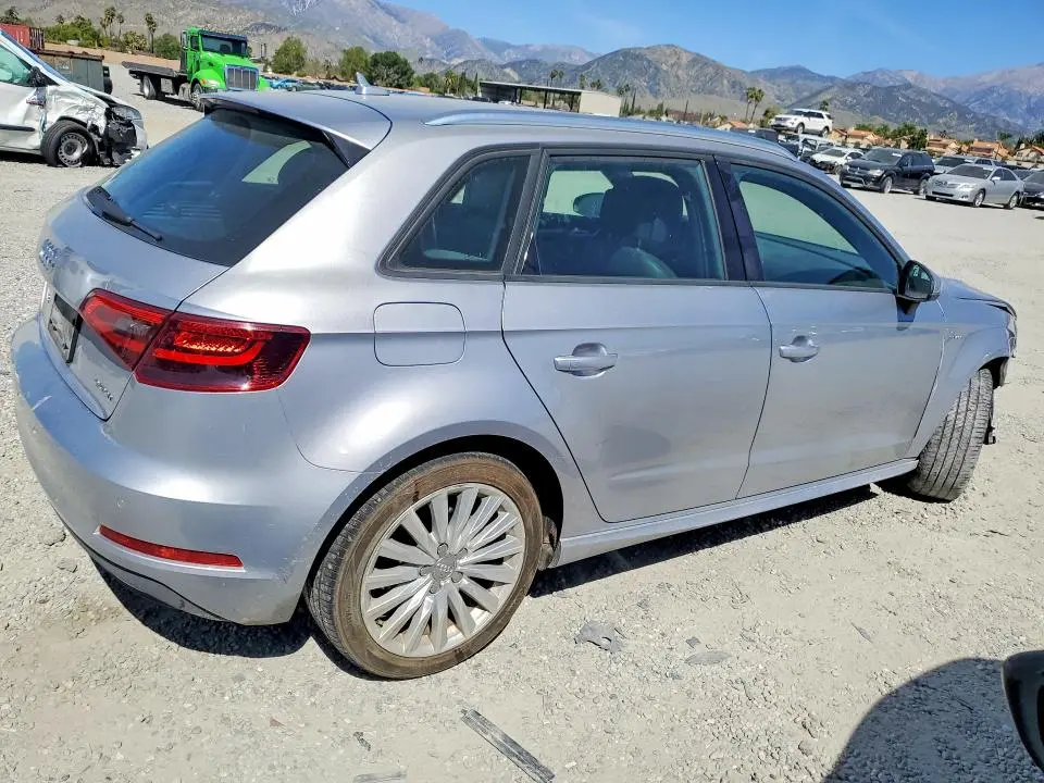 2016 AUDI A3 E-TRON PREMIUM  