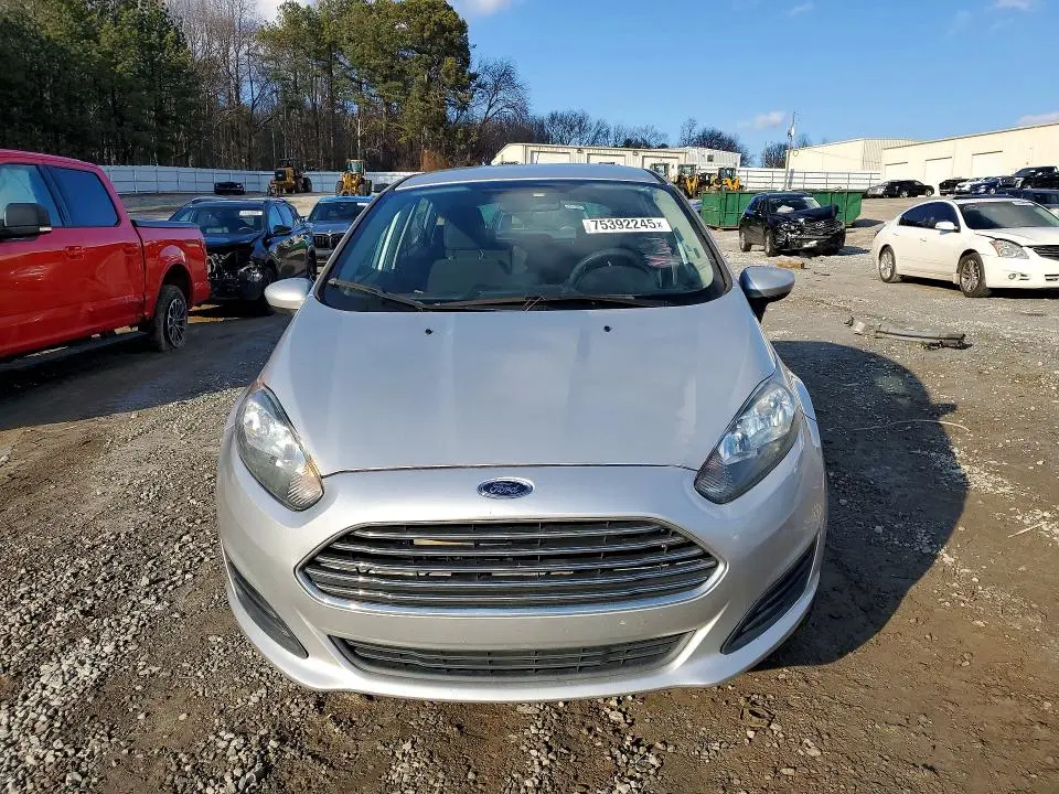 2017 FORD FIESTA SE  