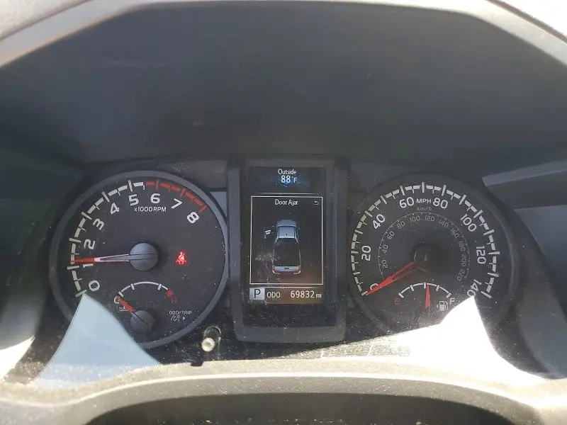 2023 TOYOTA TACOMA SR  