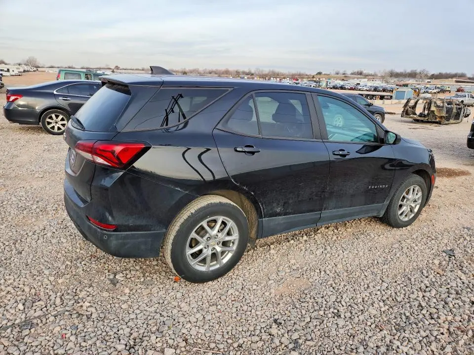 2022 CHEVROLET EQUINOX LS  