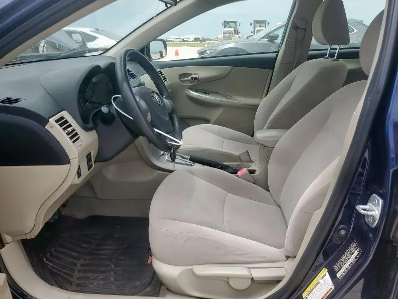 2011 TOYOTA COROLLA BASE  