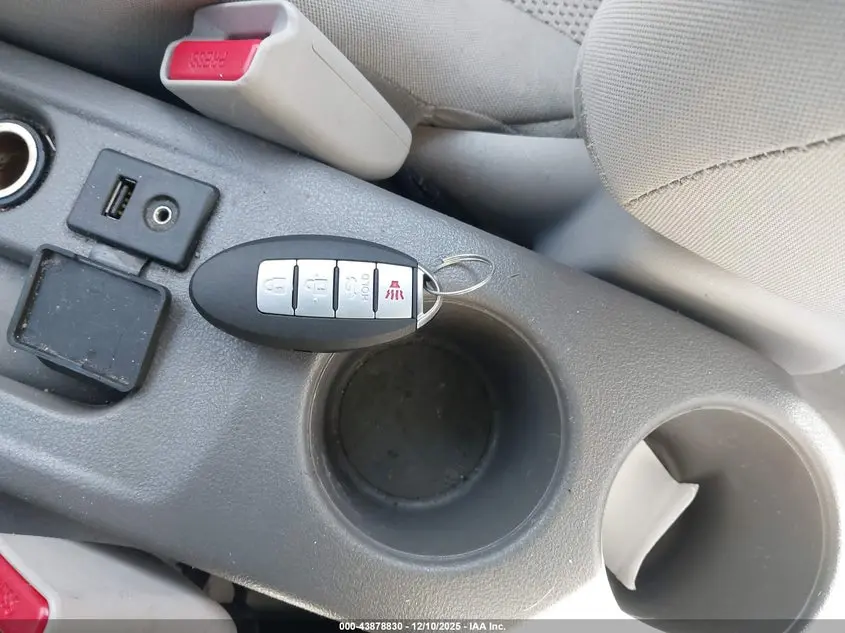 2013 NISSAN VERSA 1.6 SL