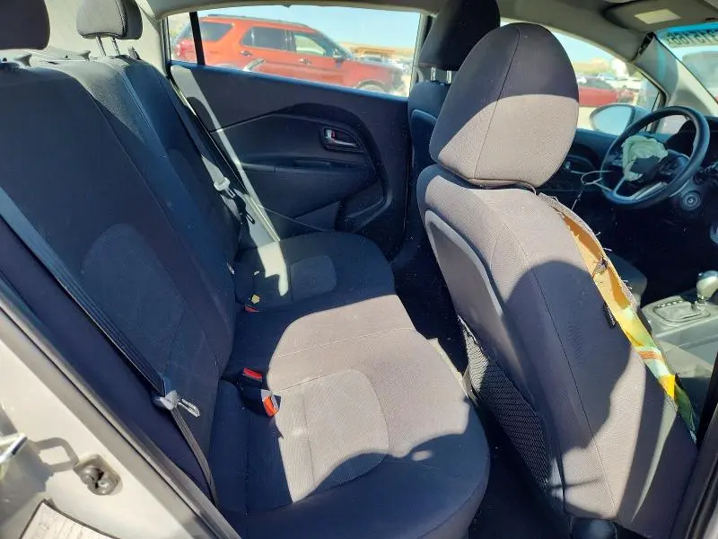 2017 KIA RIO LX  