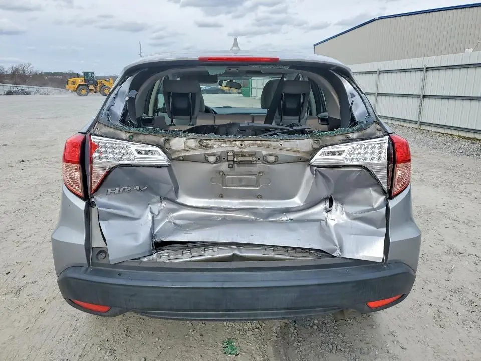 2018 HONDA HR-V LX  