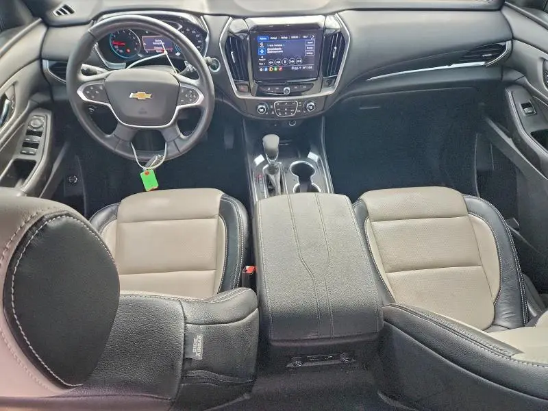 2023 CHEVROLET TRAVERSE LT  