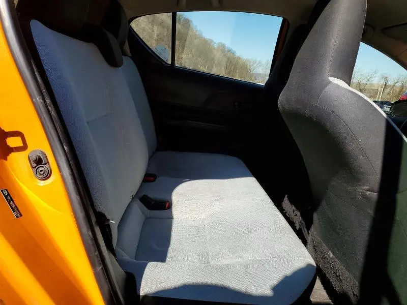2017 TOYOTA PRIUS C ONE  