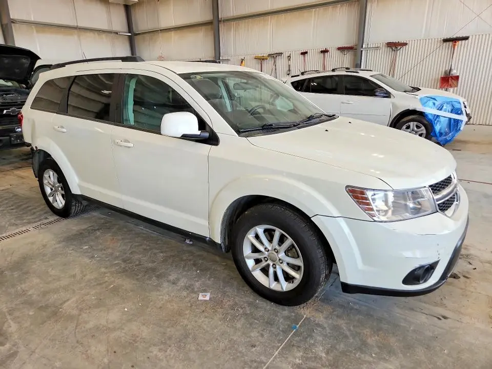 2014 DODGE JOURNEY SXT  