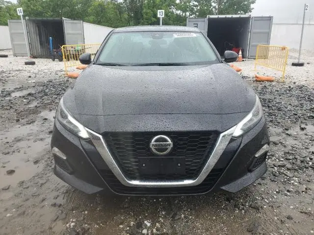 2022 NISSAN ALTIMA SV  