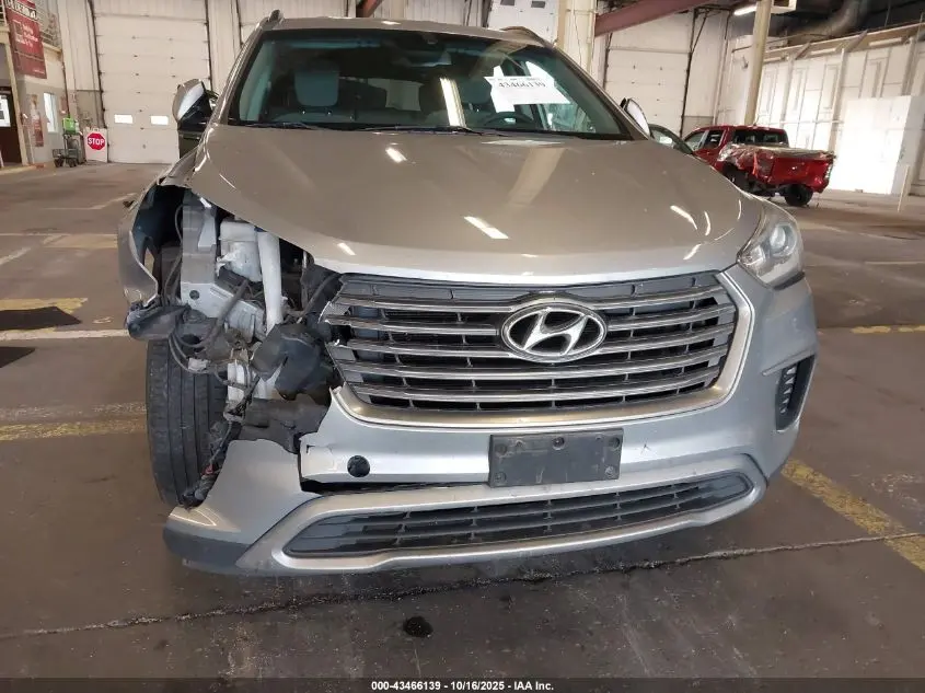 2018 HYUNDAI SANTA FE SE