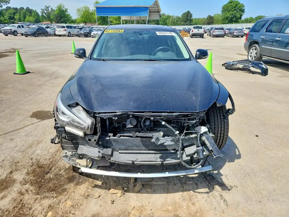 2022 INFINITI Q50 LUXE  