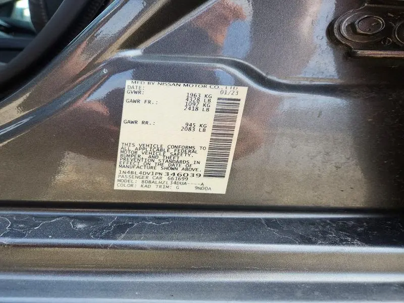 2023 NISSAN ALTIMA SV  