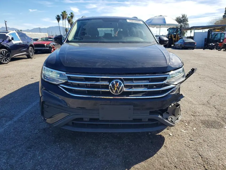 2022 VOLKSWAGEN TIGUAN S  