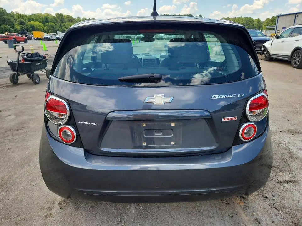 2013 CHEVROLET SONIC LT  