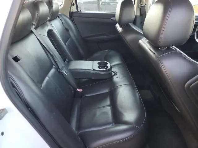 2010 CHEVROLET IMPALA LT  