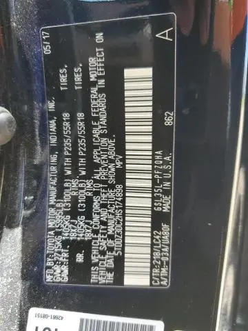 2017 TOYOTA SIENNA XLE  