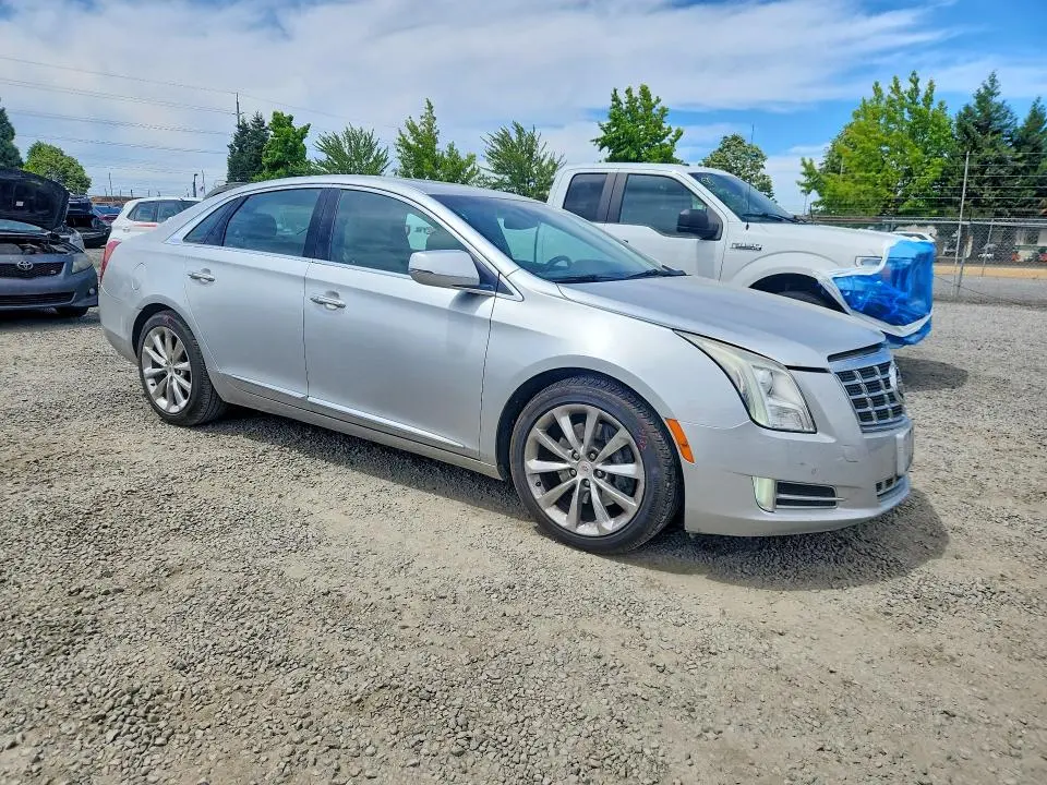 2013 CADILLAC XTS LUXURY COLLECTION  