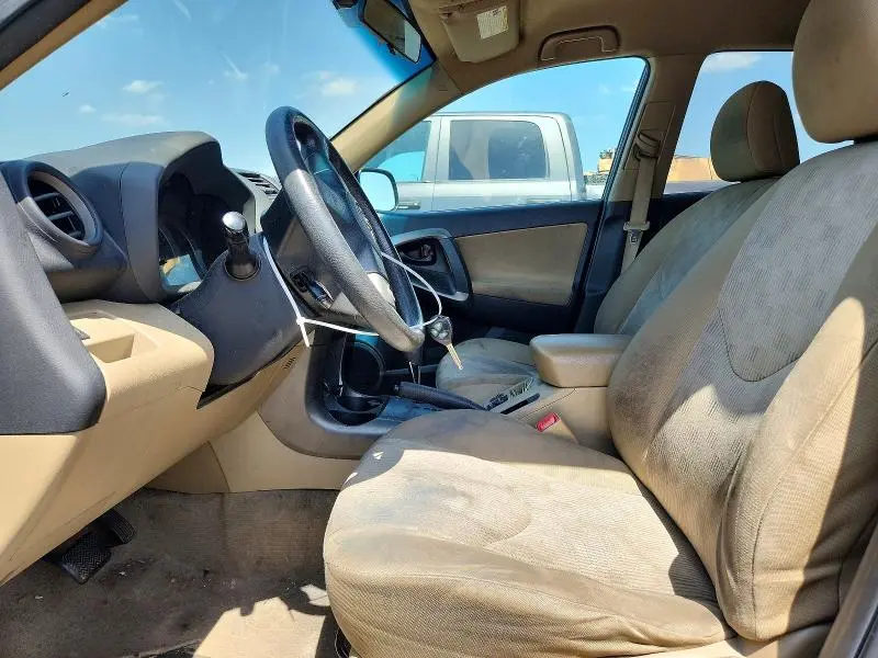 2011 TOYOTA RAV4 BASE  