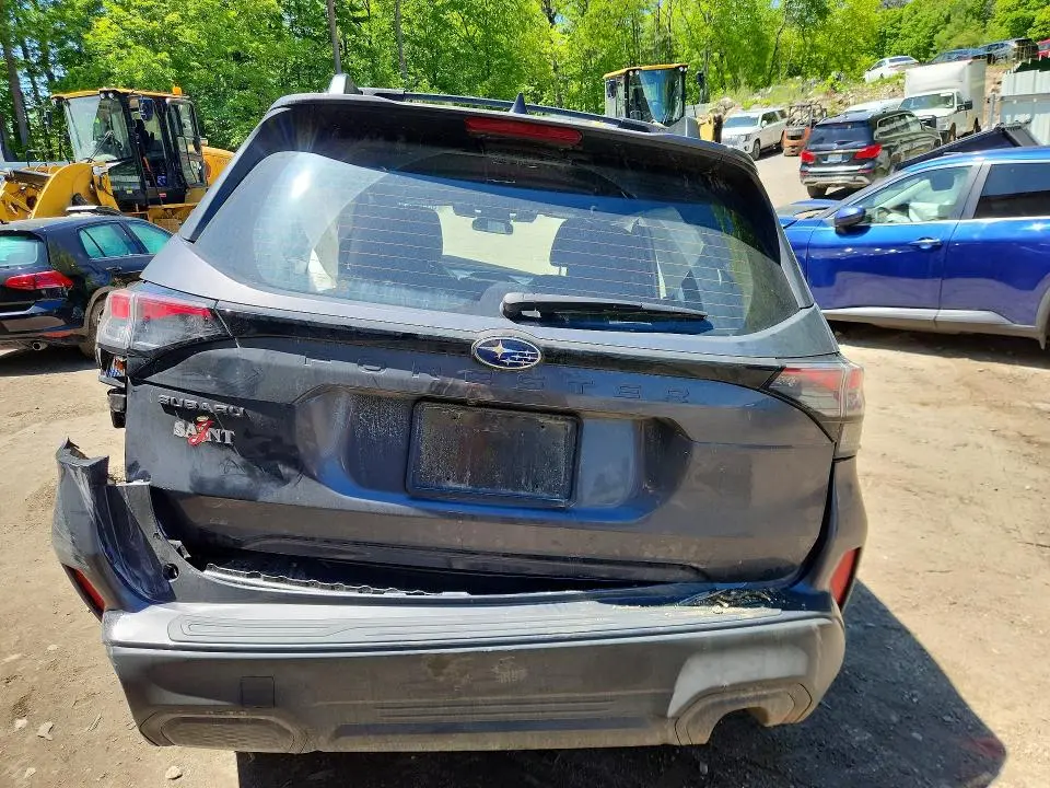 2025 SUBARU FORESTER   