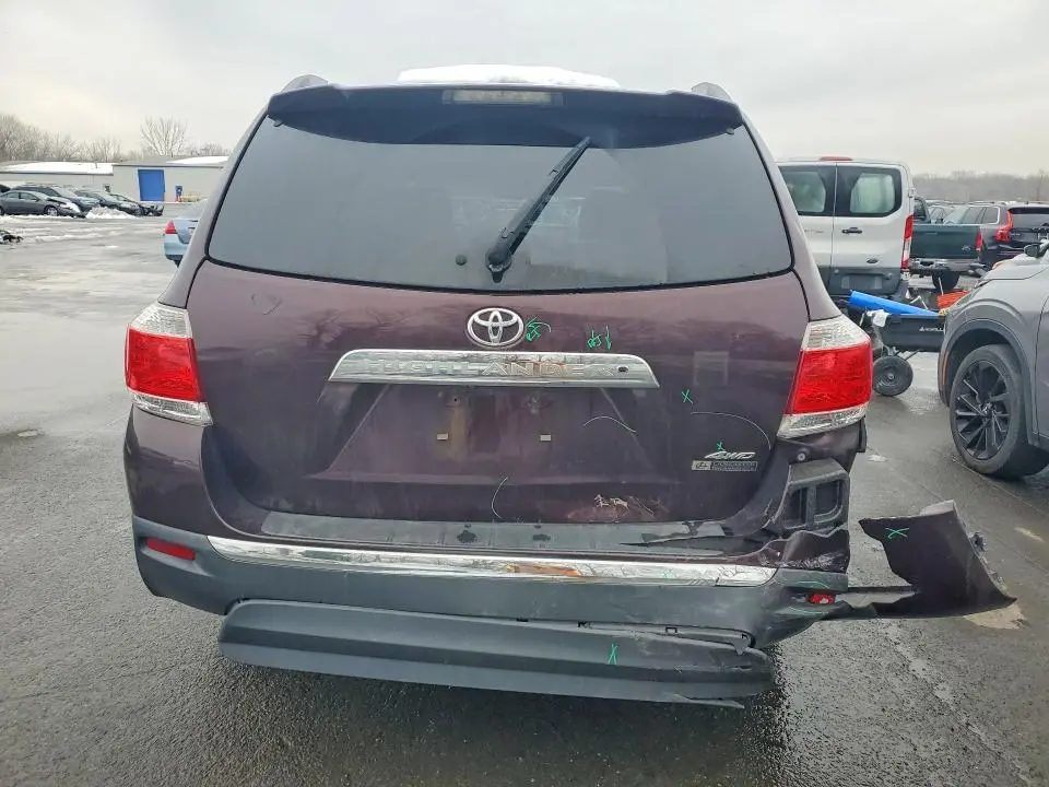 2012 TOYOTA HIGHLANDER BASE  