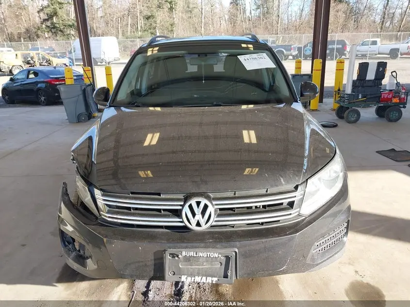 2016 VOLKSWAGEN TIGUAN S