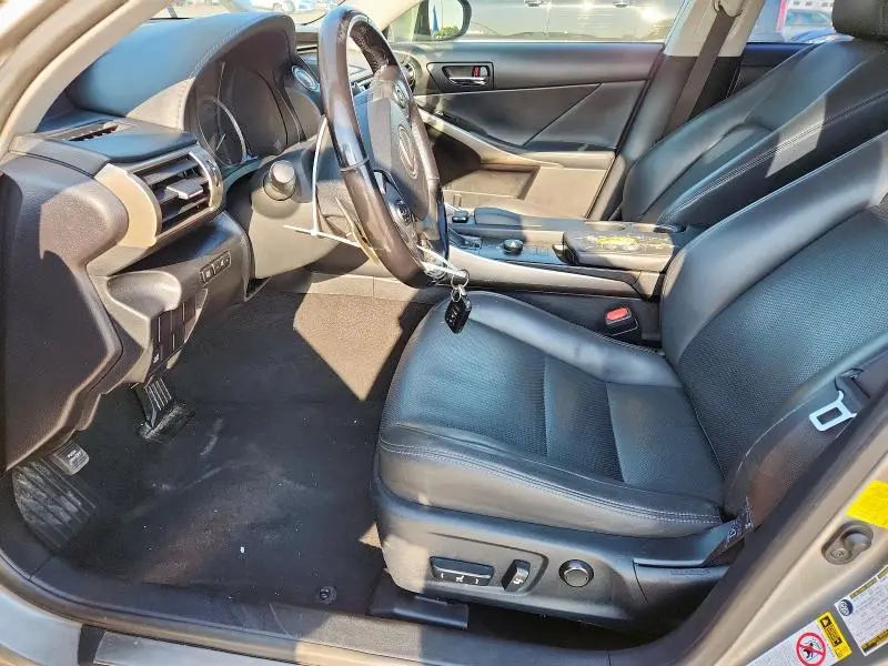 2015 LEXUS IS 250