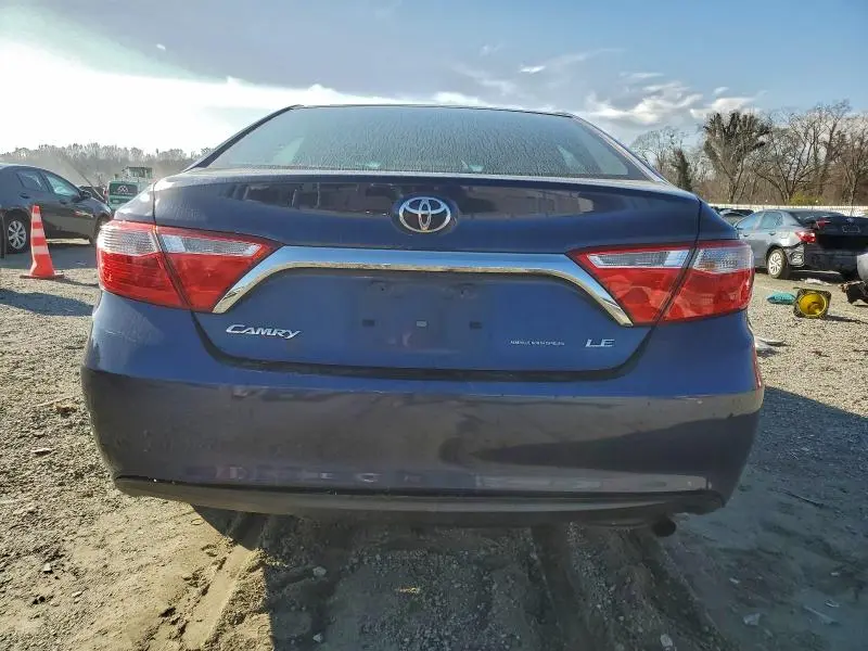 2015 TOYOTA CAMRY LE  