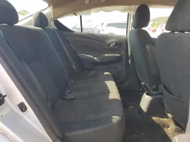 2018 NISSAN VERSA S  