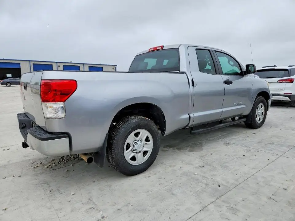 2010 TOYOTA TUNDRA DOUBLE CAB SR5  