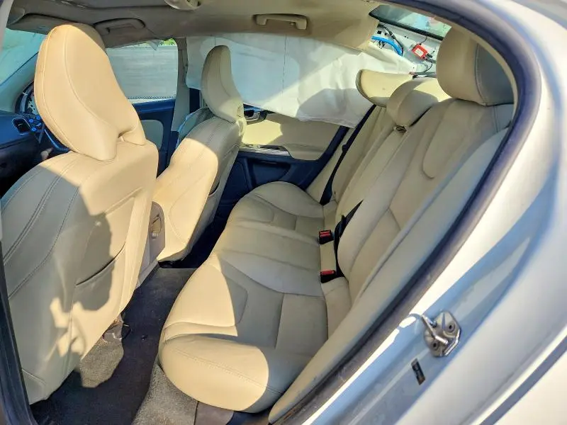 2017 VOLVO S60   